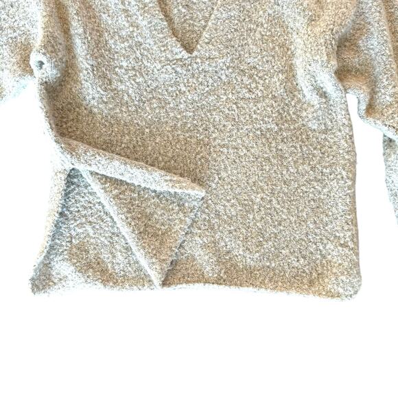 Urban Outfitters UO Women's Rosie Cozy V-Neck Pullover Oversized Sweater - Small - Picture 5 of 14
